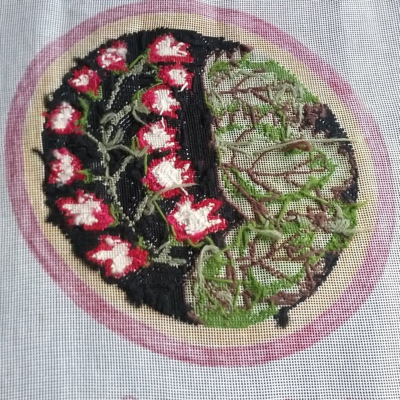 Unfinished Floral Embroidery Tapestry From The Country Store - Picture 4 of 4